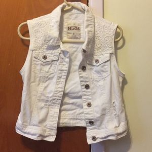 Size small vest